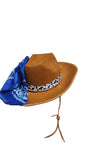 Chapeau cow-boy Carton foulard